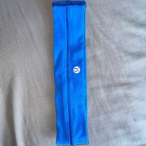 Lululemon blue headband